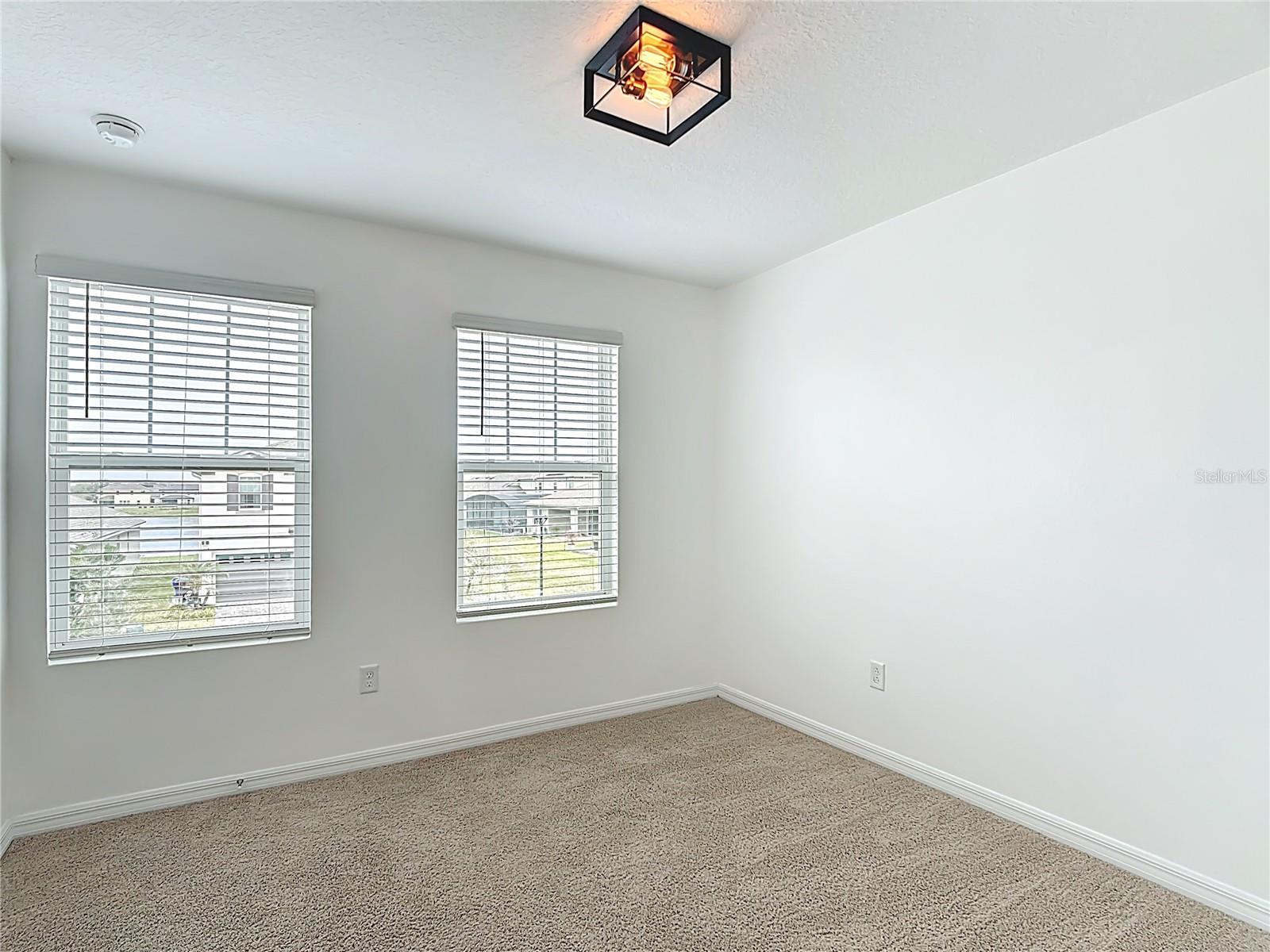 Image 24 of 41 For 2512 Blowing Breeze Avenue