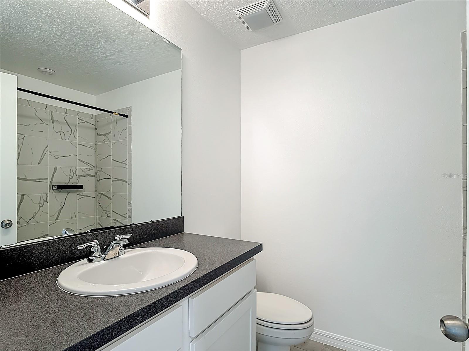 Image 27 of 41 For 2512 Blowing Breeze Avenue