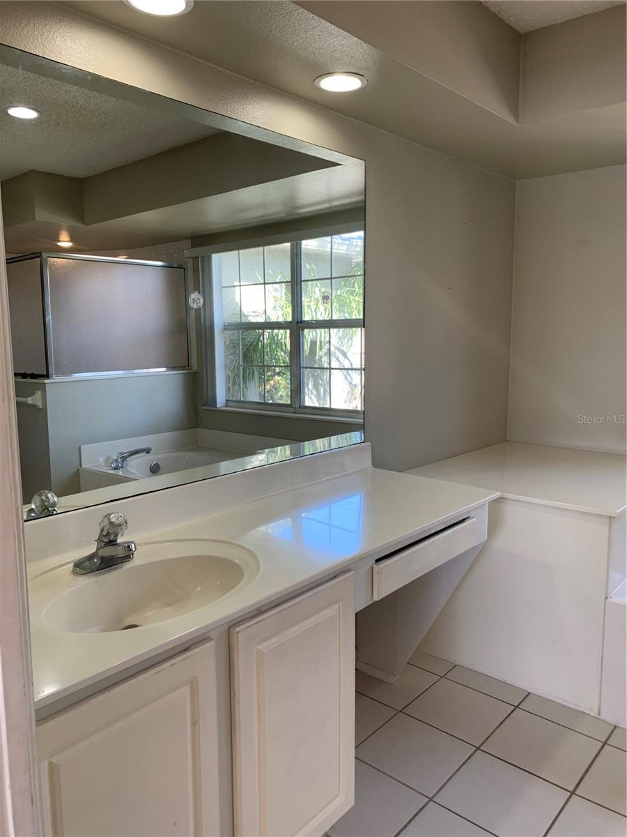 Image 22 of 42 For 12685 Enclave Drive