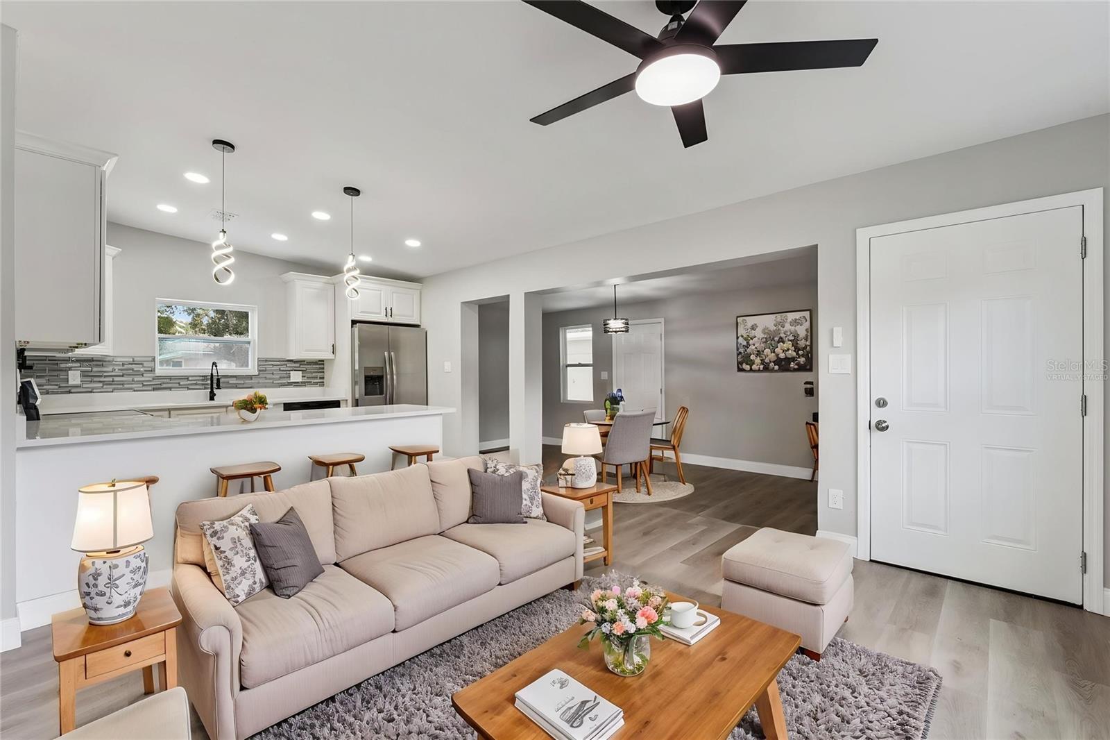 Image 11 of 47 For 5738 Yucatan Drive