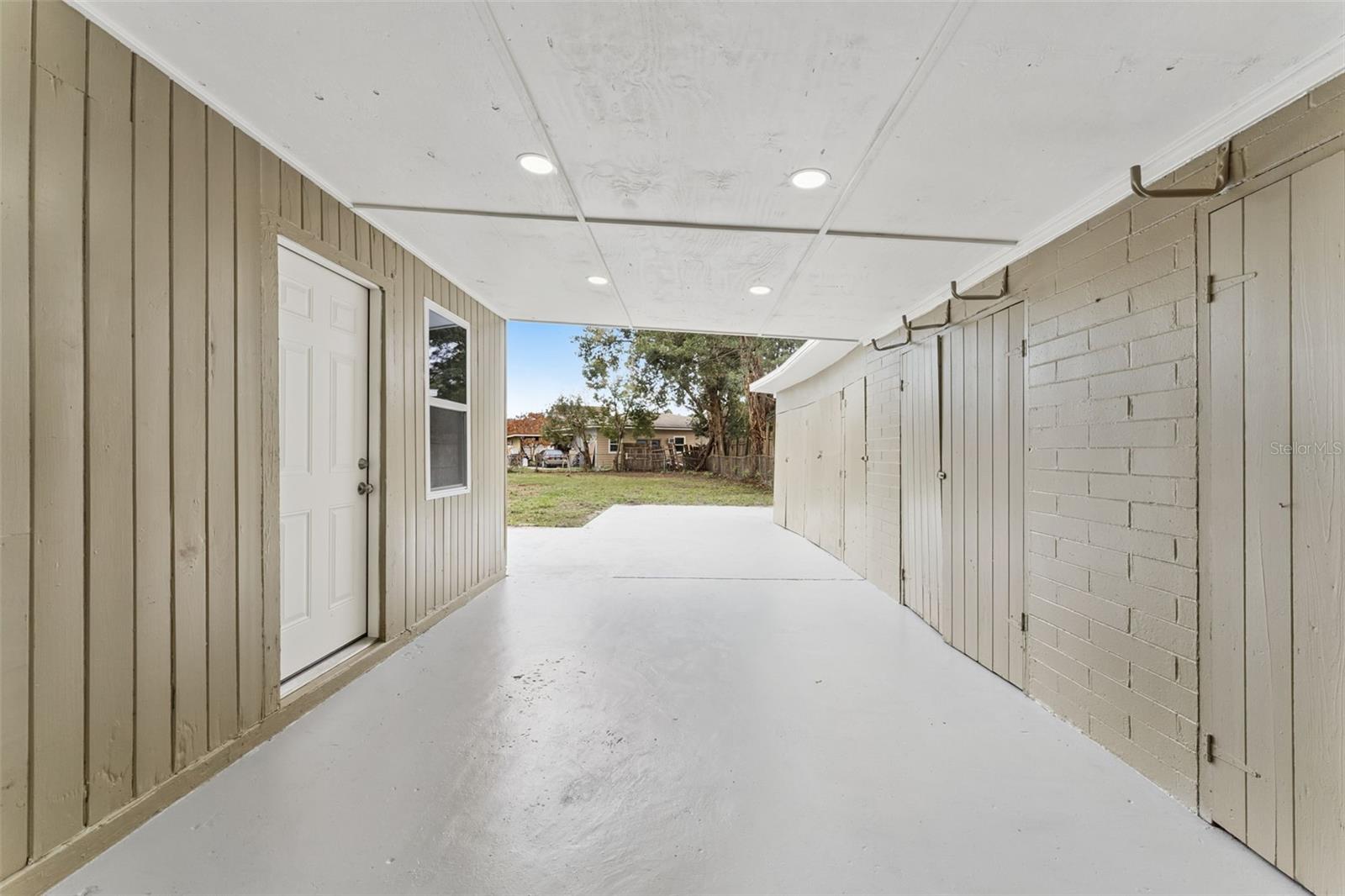 Image 37 of 47 For 5738 Yucatan Drive