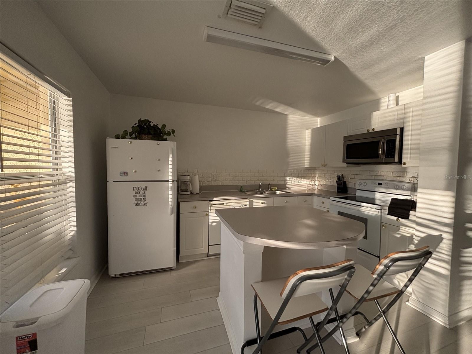 Image 4 of 18 For 2833 Club Cortile Circle