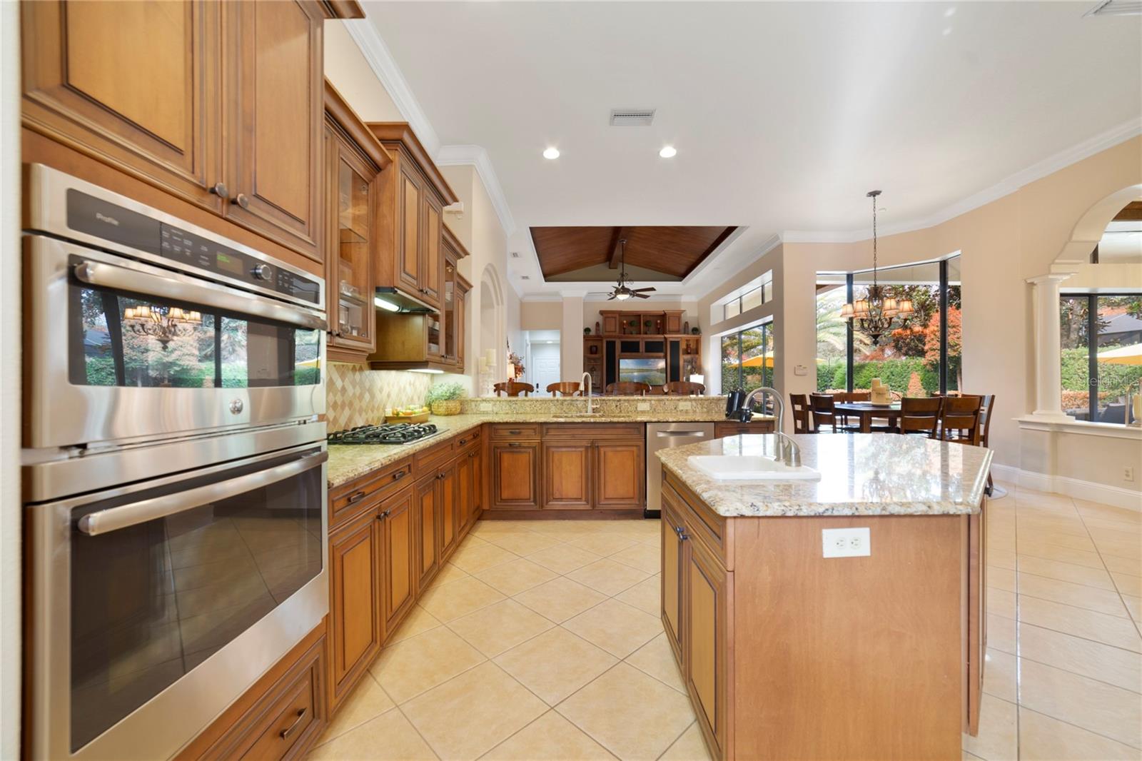 Image 17 of 51 For 6330 Lake Burden View Drive