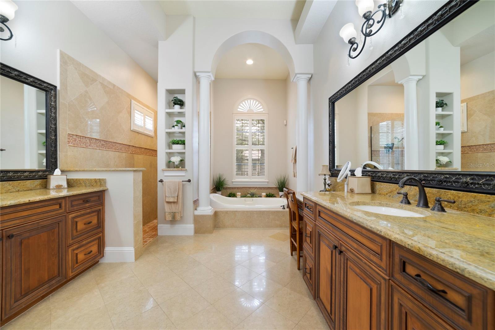 Image 26 of 51 For 6330 Lake Burden View Drive