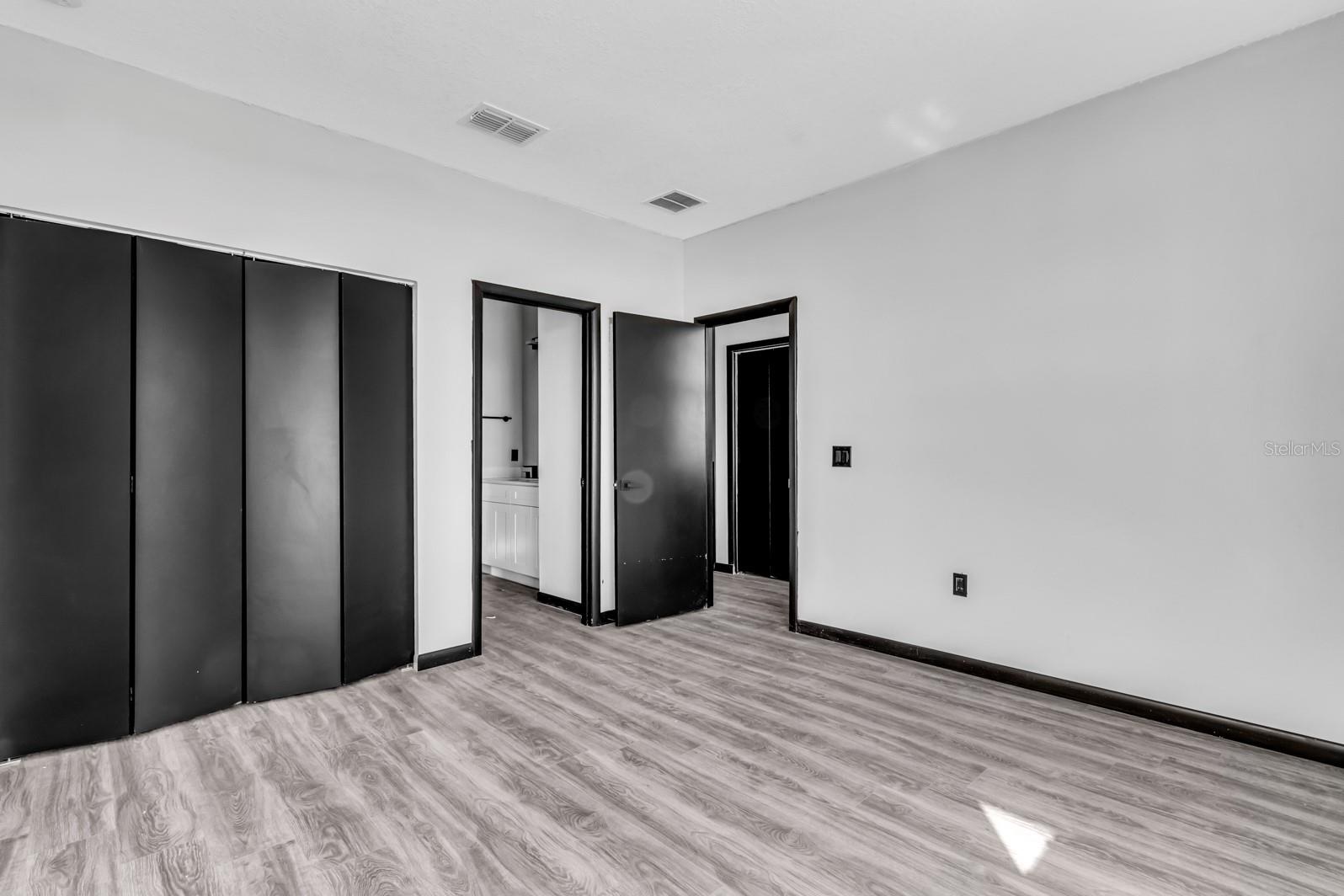 Image 31 of 62 For 802-804 Harford Street