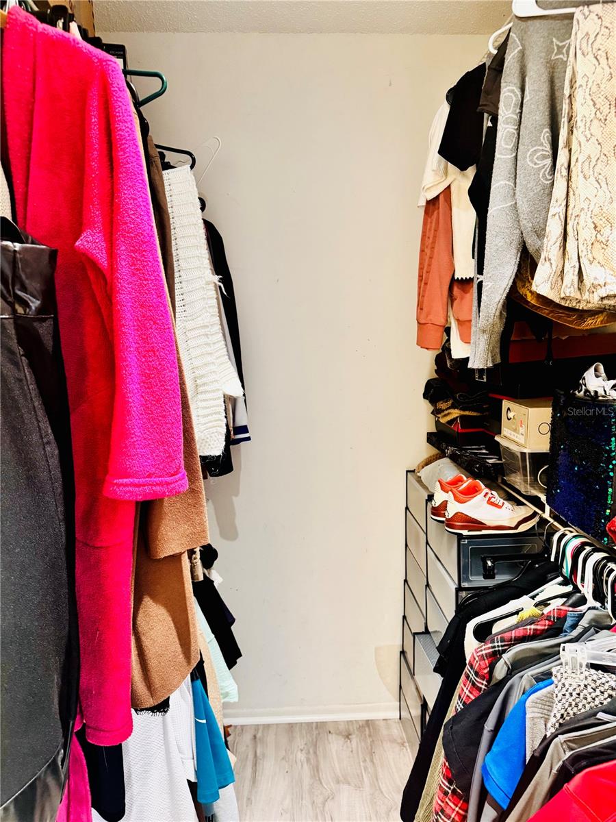 Image 14 of 23 For 1303 Dunhill Drive