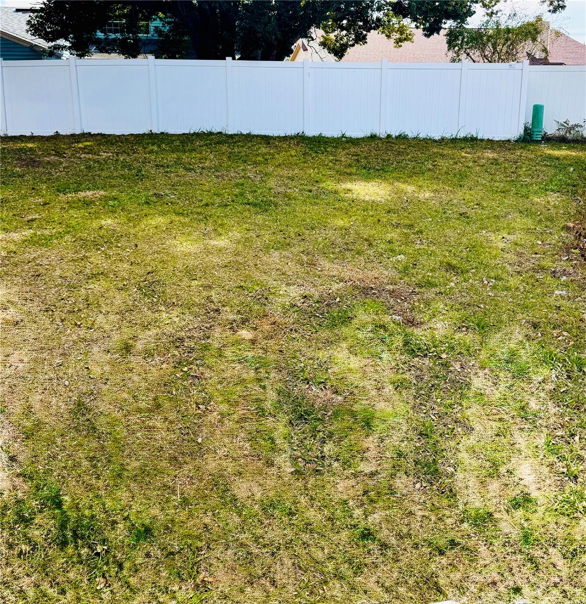 Image 20 of 23 For 1303 Dunhill Drive