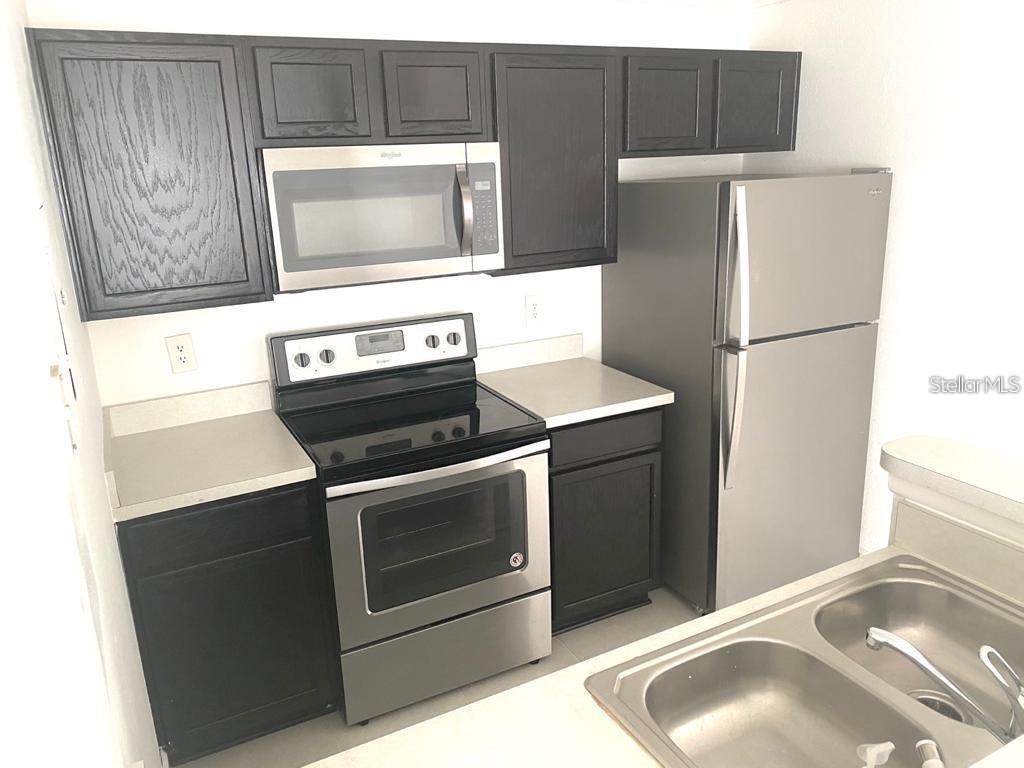 Image 4 of 13 For 2130 Cascades Boulevard 105