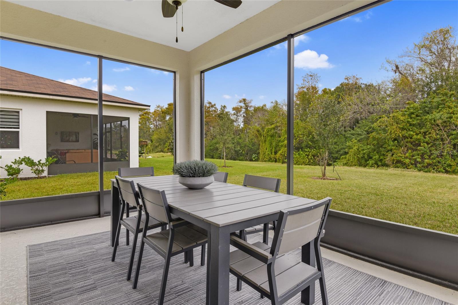 Image 18 of 21 For 3493 Macchi Avenue