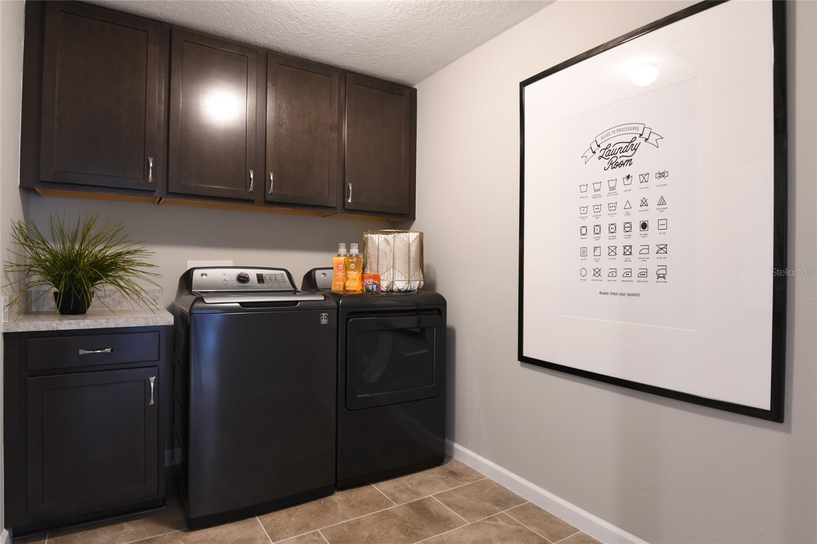 Image 19 of 21 For 3493 Macchi Avenue