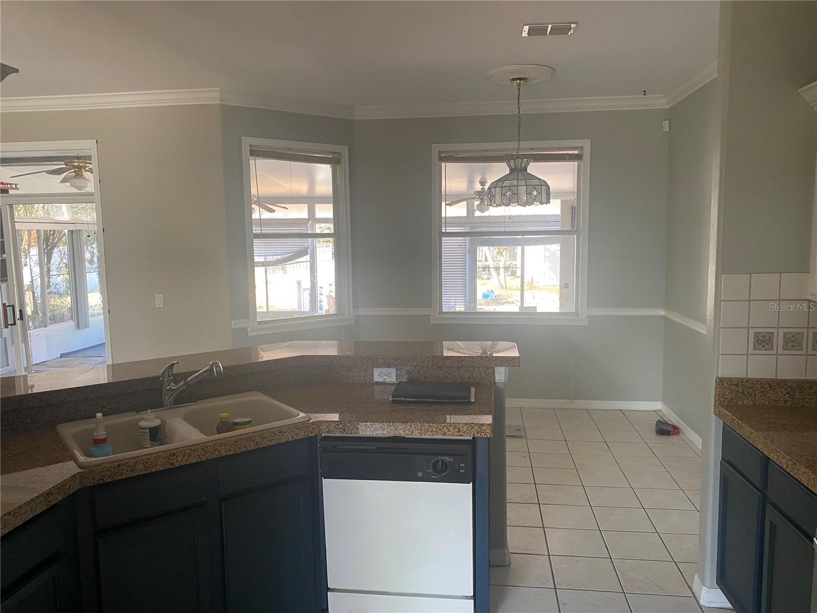 Image 9 of 27 For 2908 Eldiente Way