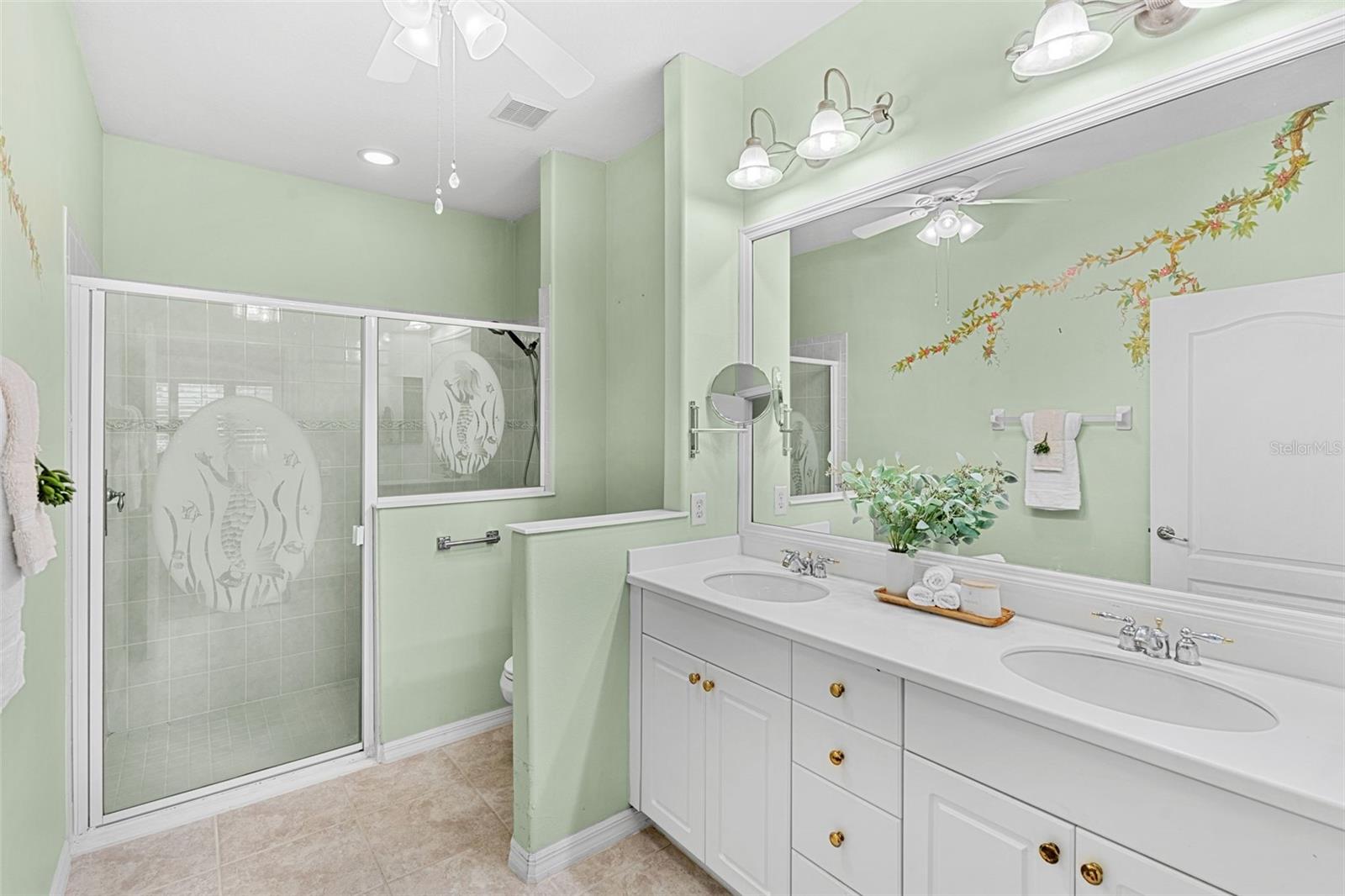 Image 15 of 54 For 2700 Camberly Circle