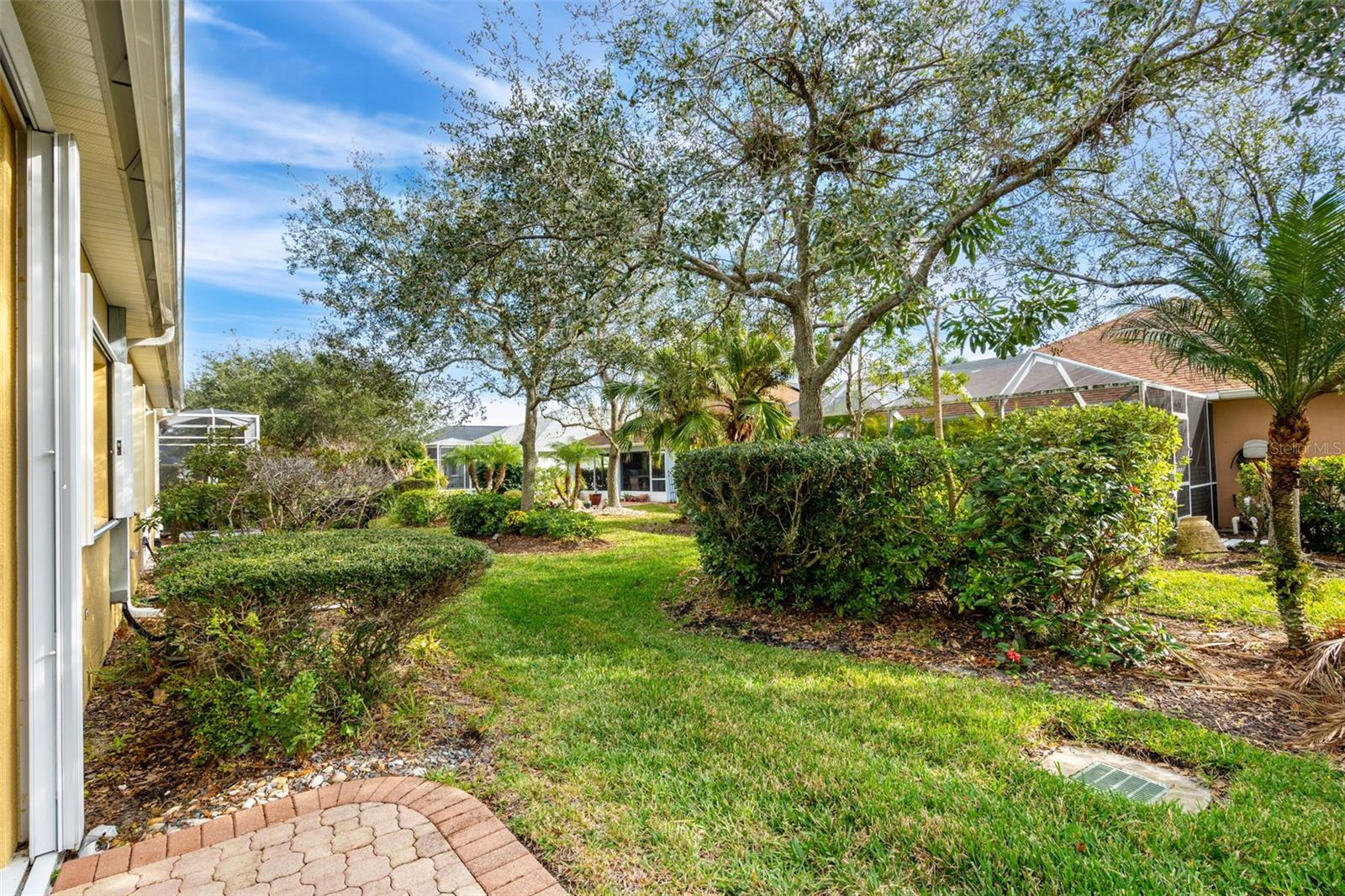 Image 23 of 54 For 2700 Camberly Circle