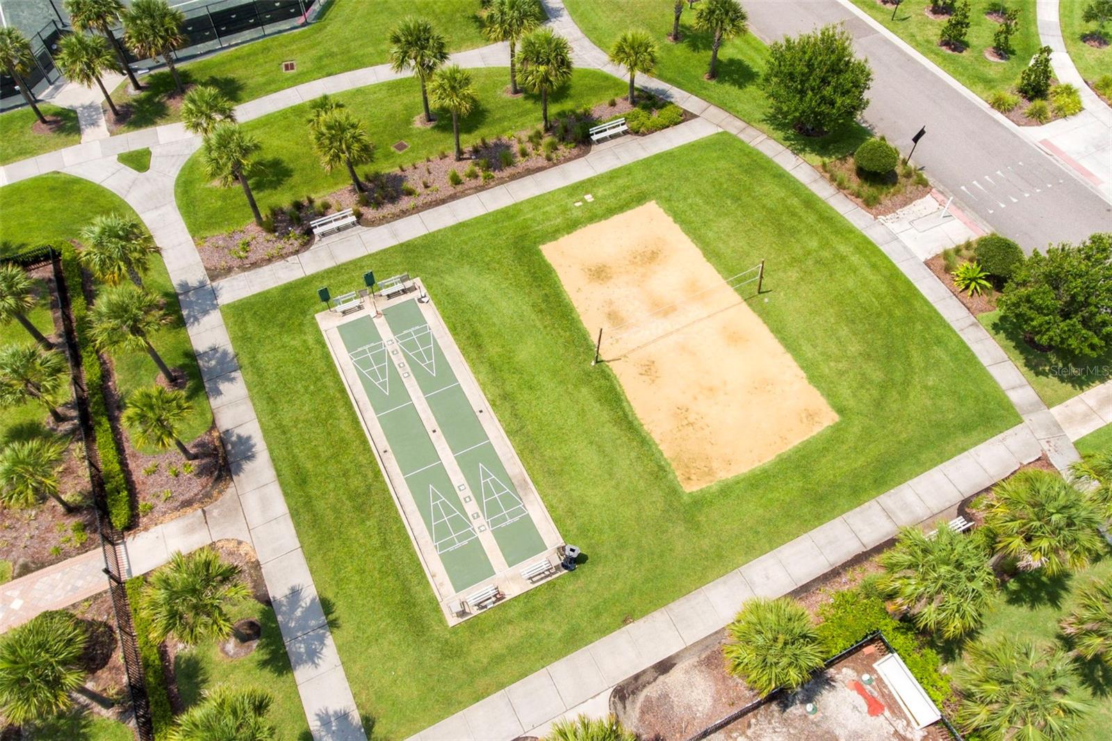 Image 42 of 54 For 2700 Camberly Circle