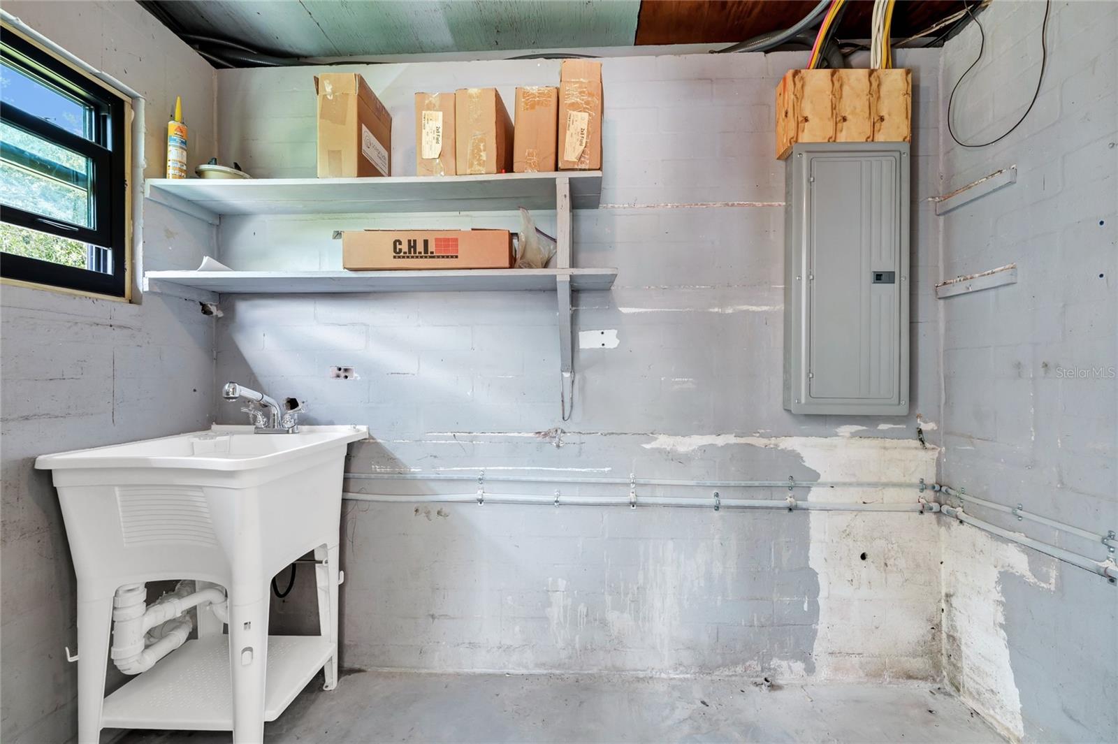 Image 19 of 26 For 66 Tropical Drive