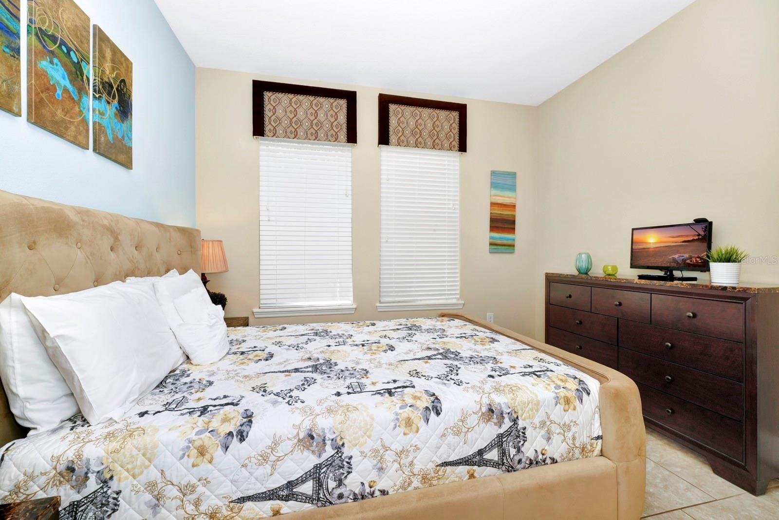 Image 11 of 24 For 4416 Acorn Court