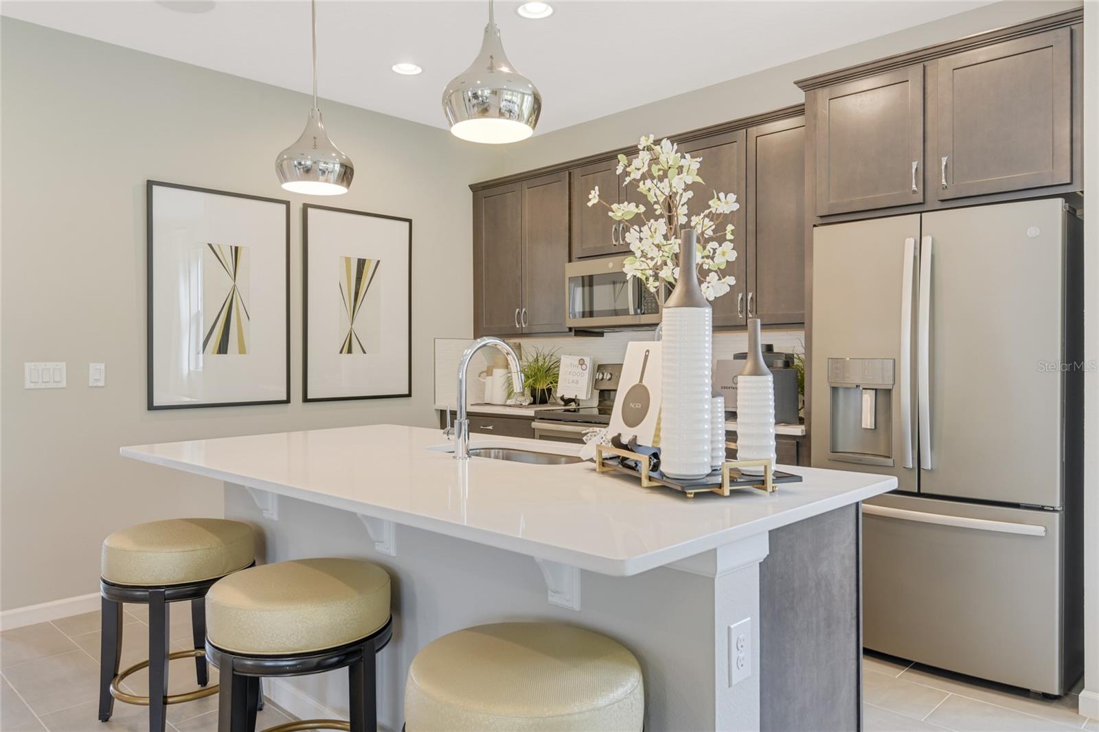 Image 7 of 21 For 168 Flag Lilly Lane