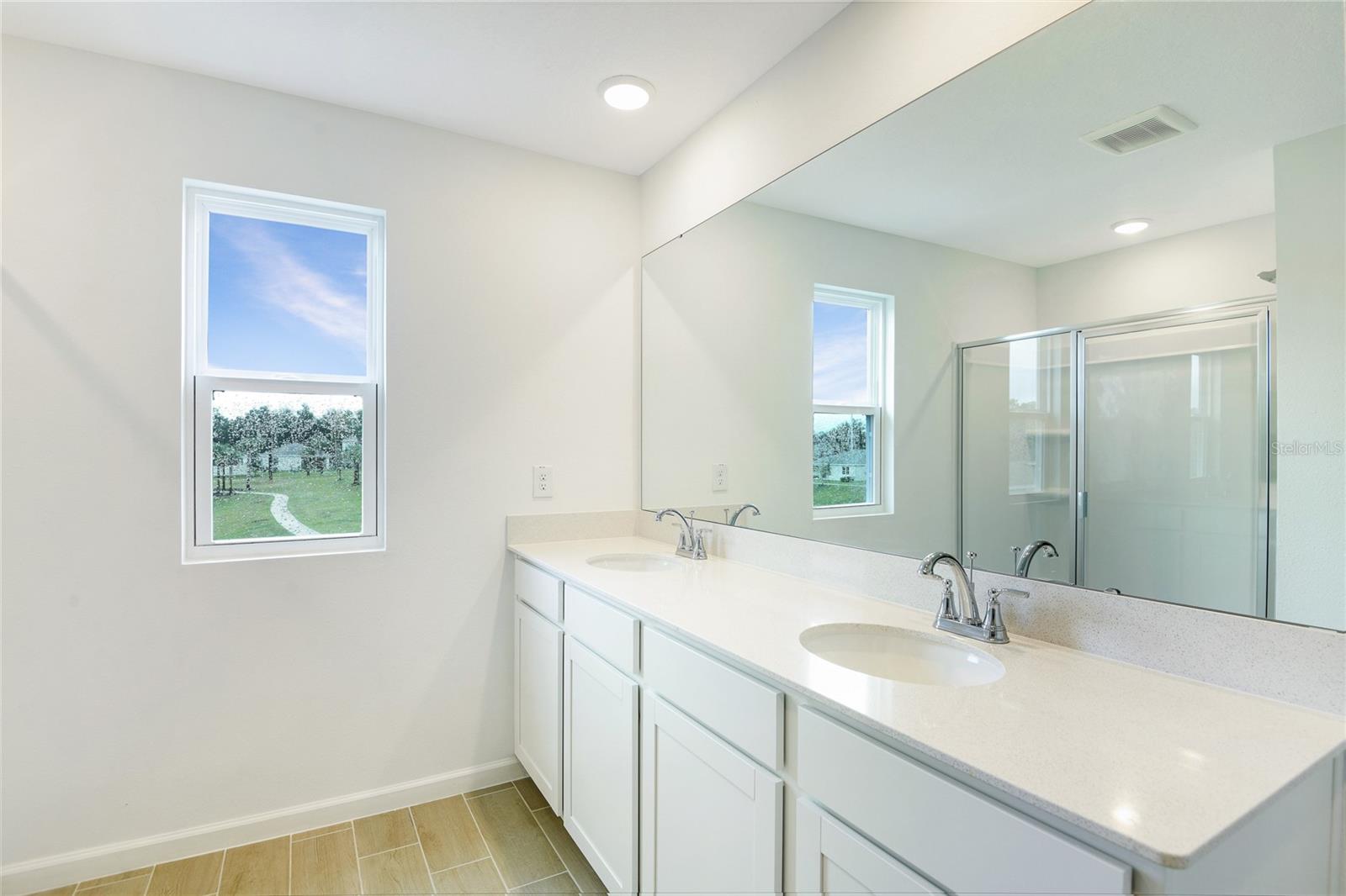 Image 13 of 20 For 334 Alexandrite Street