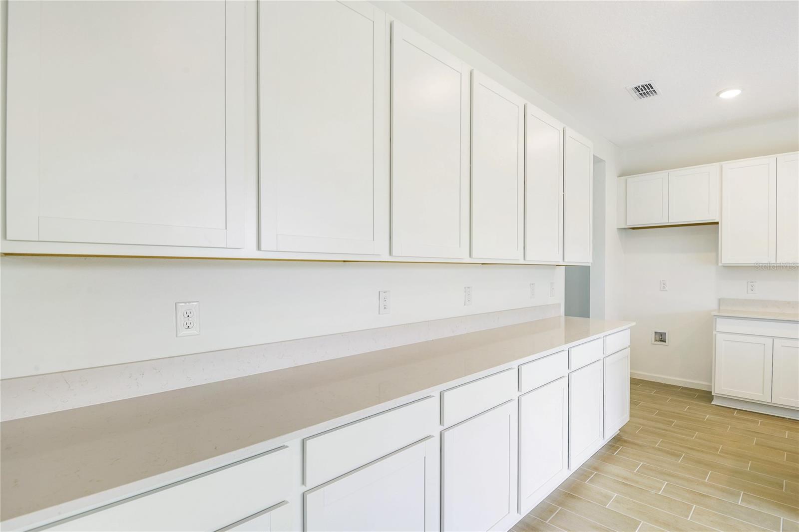 Image 5 of 20 For 334 Alexandrite Street