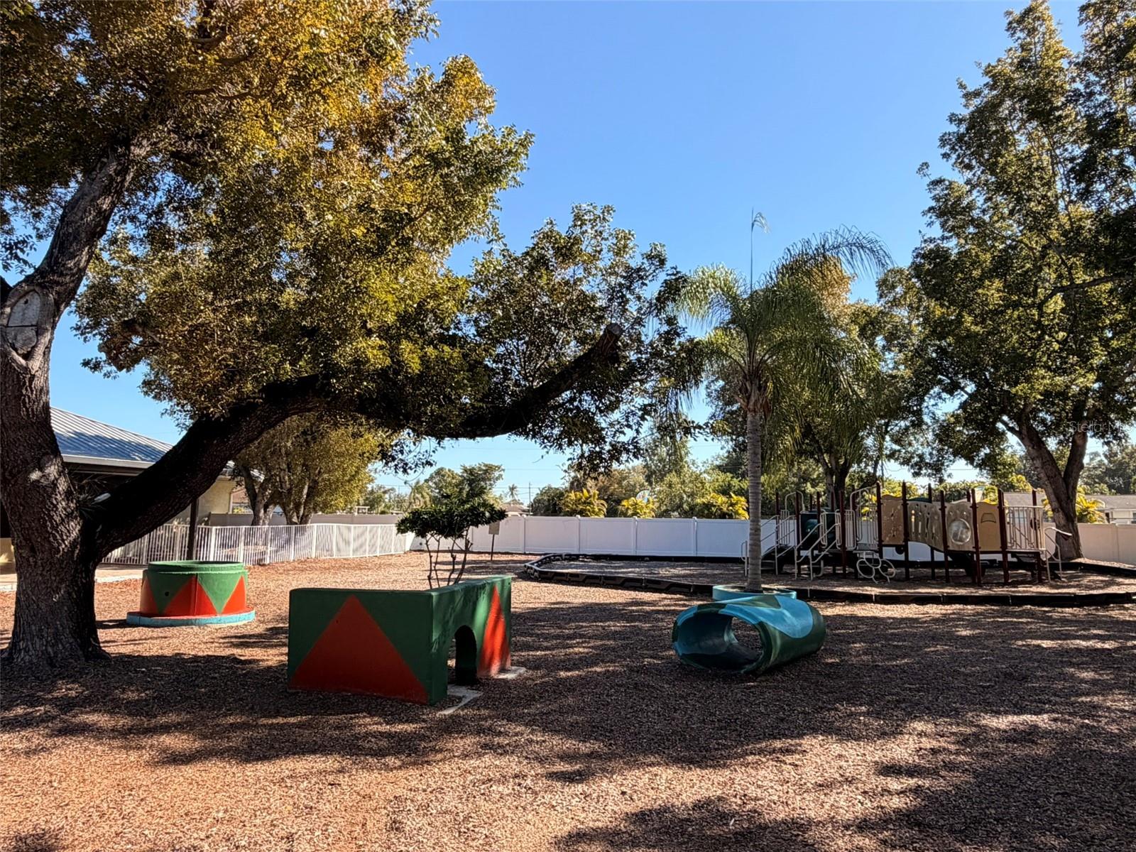 Image 18 of 28 For 13610 Learning Court