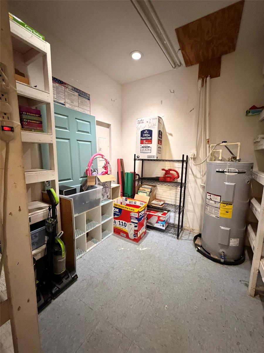 Image 8 of 28 For 13610 Learning Court