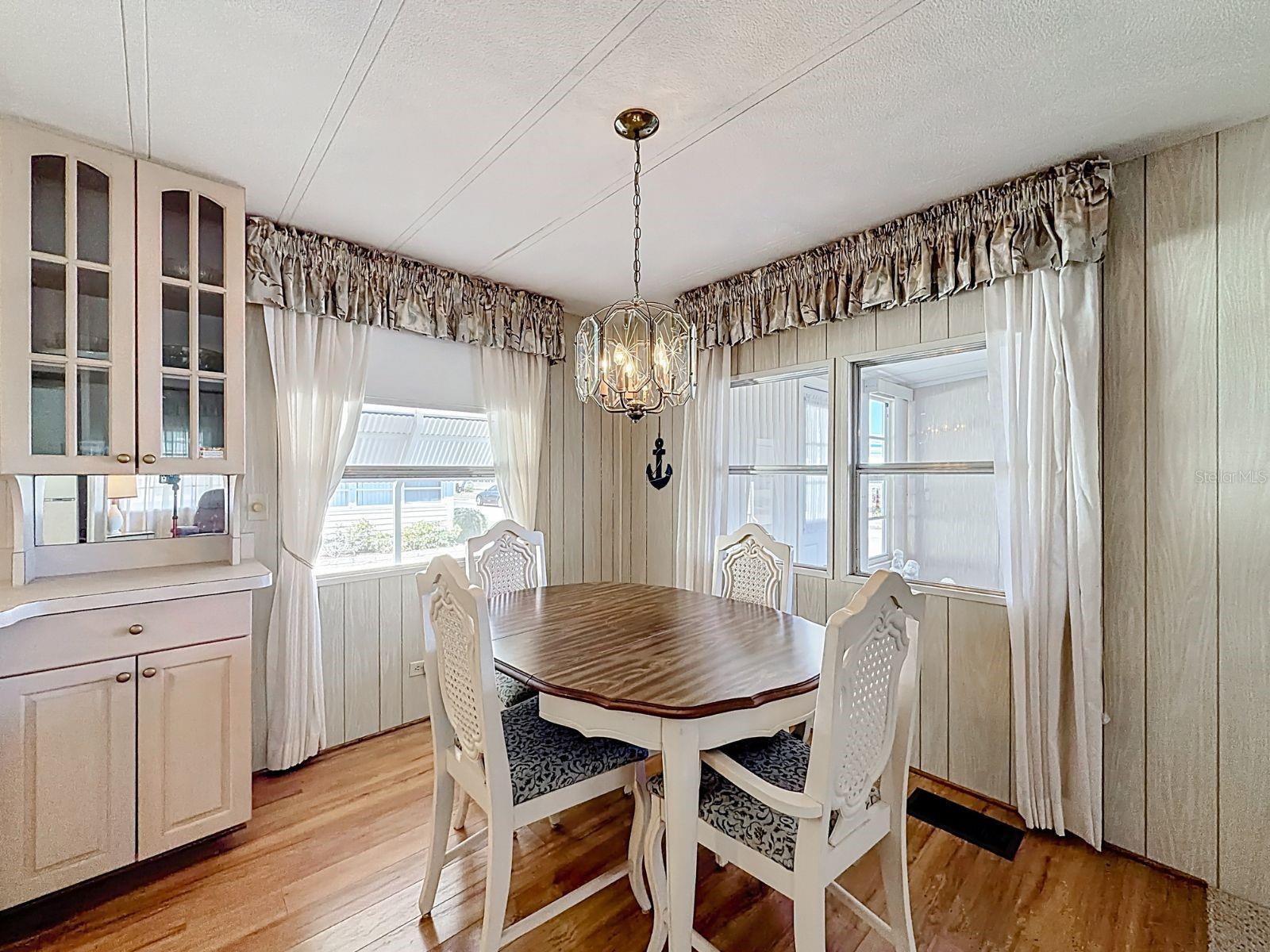 Image 9 of 23 For 1100 Belcher Road S 561