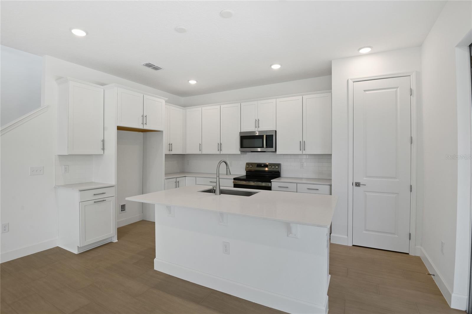 Image 4 of 18 For 756 Wekiva Ridge Drive