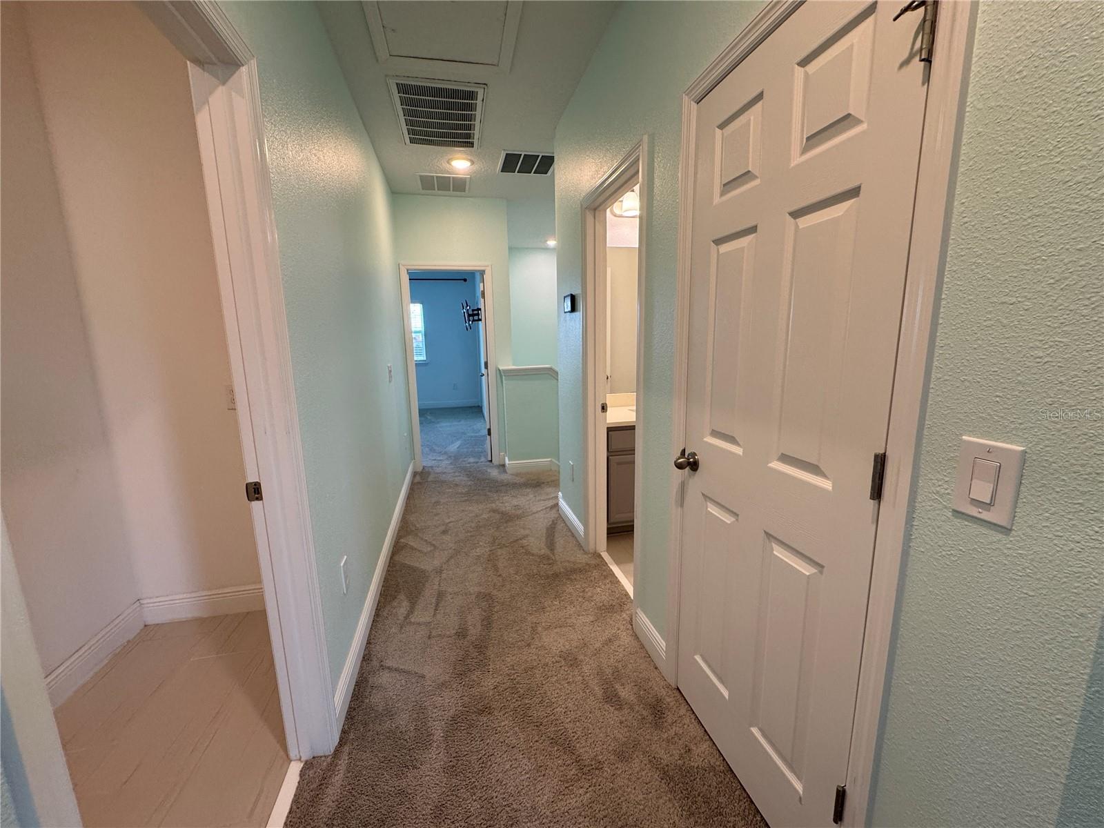 Image 16 of 40 For 9743 Amber Chestnut Way