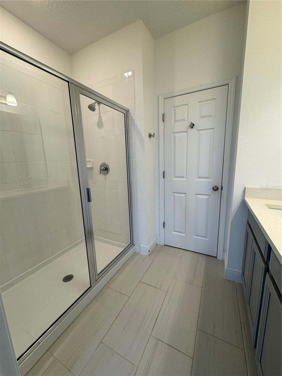 Image 19 of 40 For 9743 Amber Chestnut Way