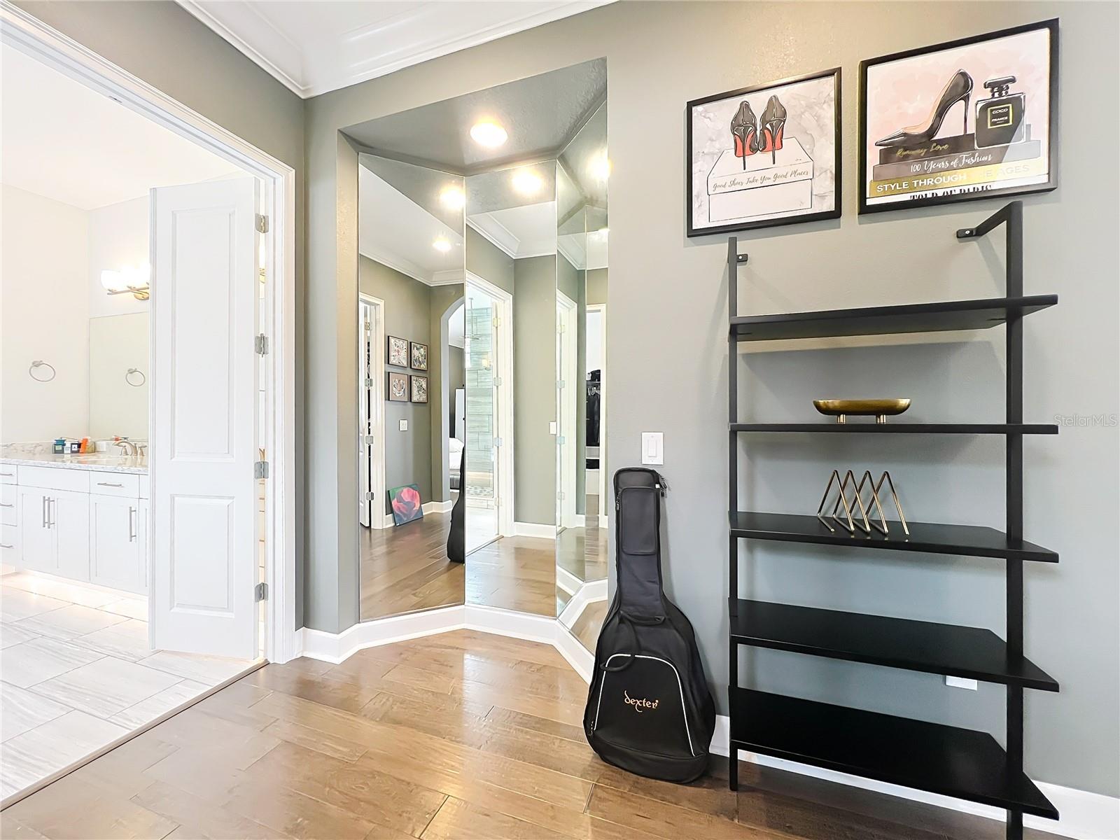 Image 44 of 93 For 8358 Via Vittoria Way