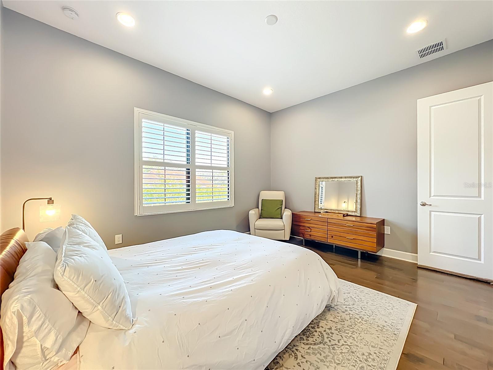 Image 60 of 93 For 8358 Via Vittoria Way