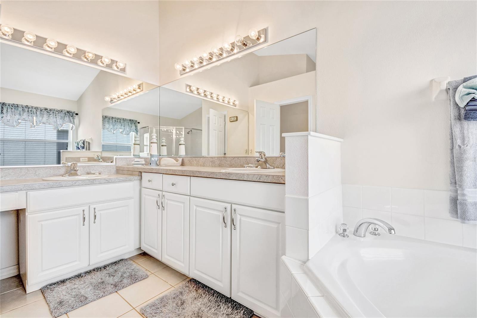 Image 11 of 26 For 321 Bridgewater Drive