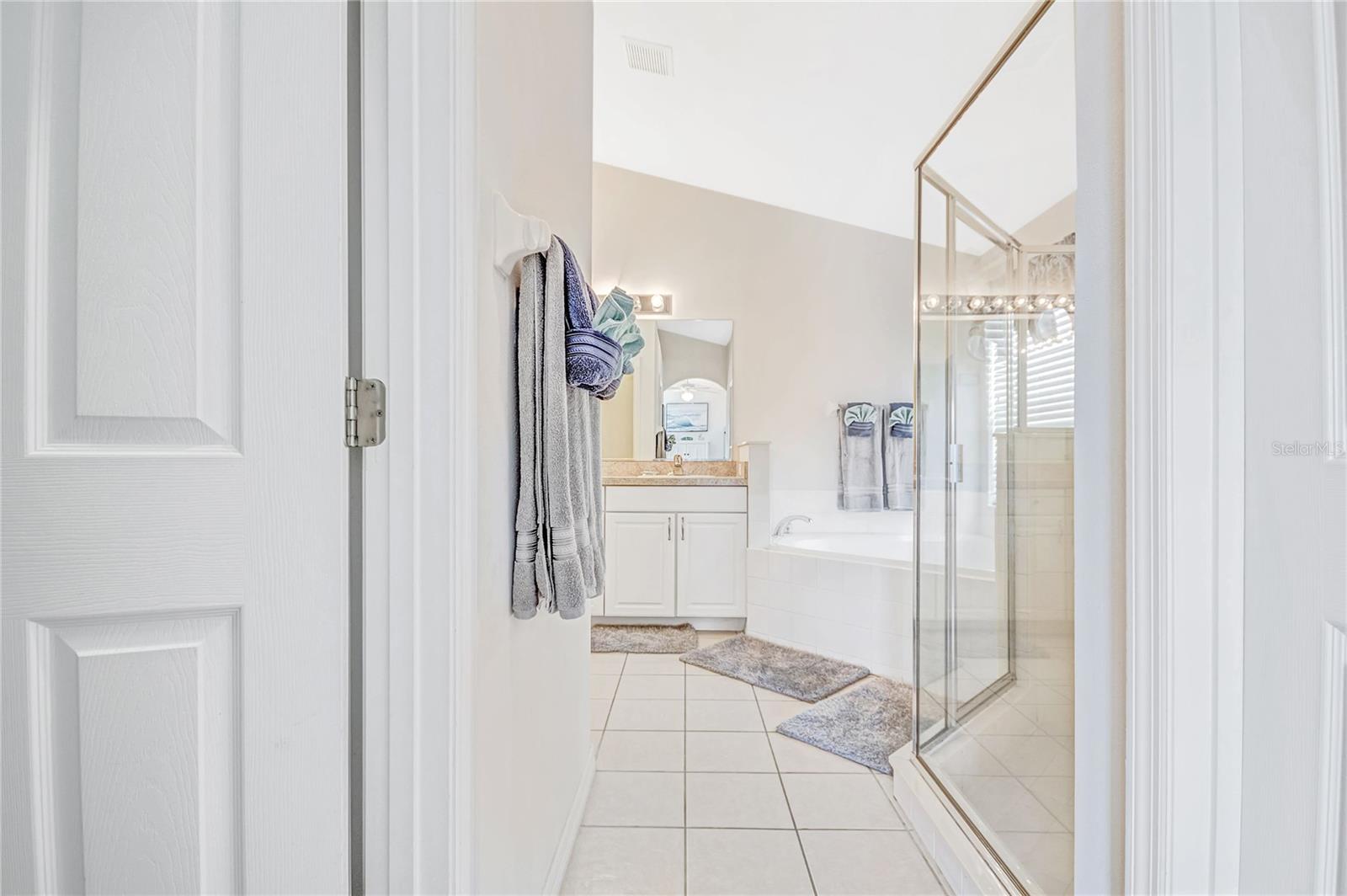 Image 12 of 26 For 321 Bridgewater Drive