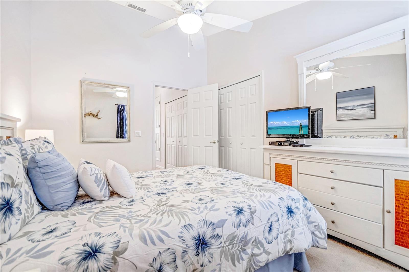 Image 14 of 26 For 321 Bridgewater Drive