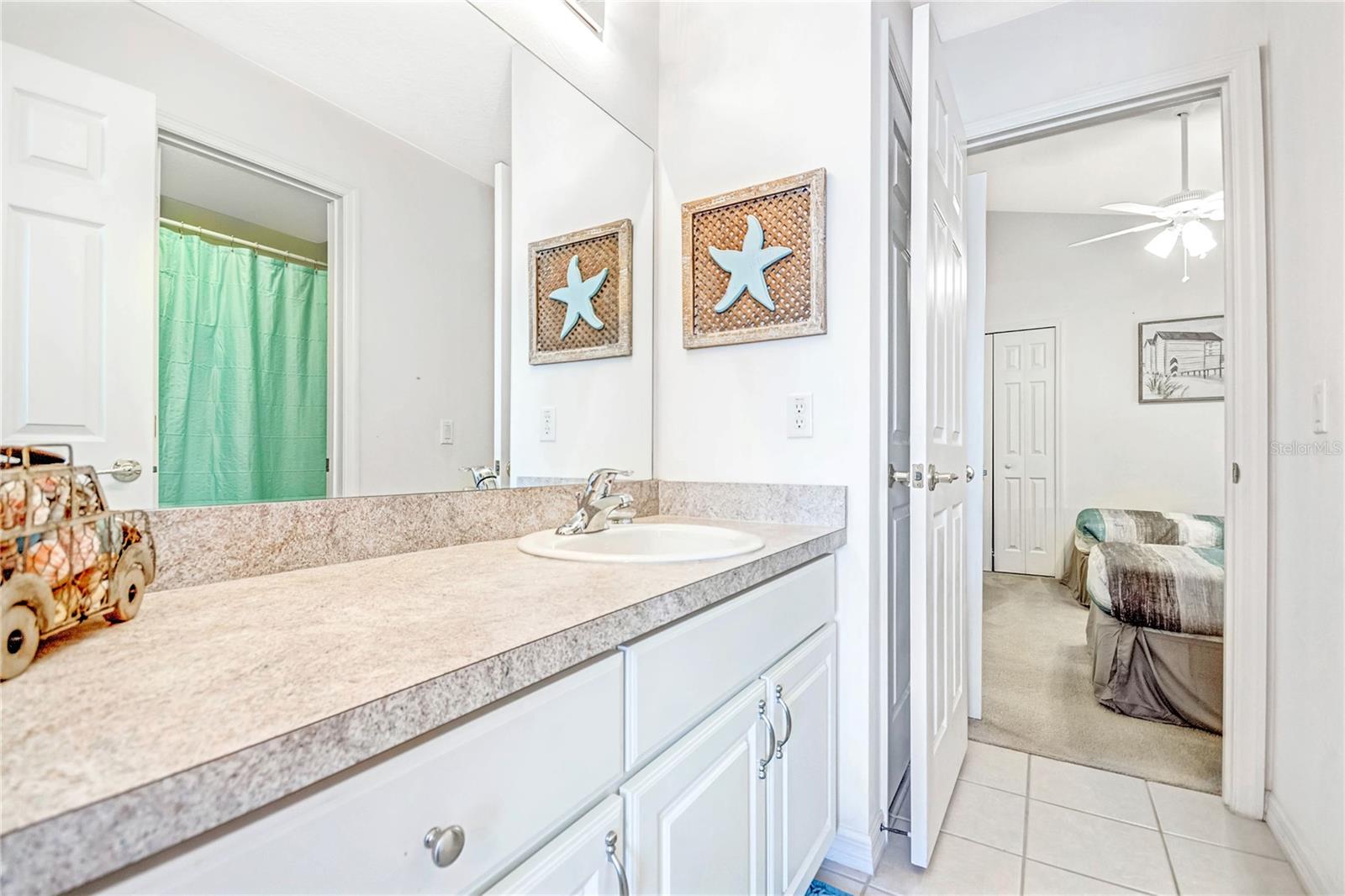 Image 18 of 26 For 321 Bridgewater Drive