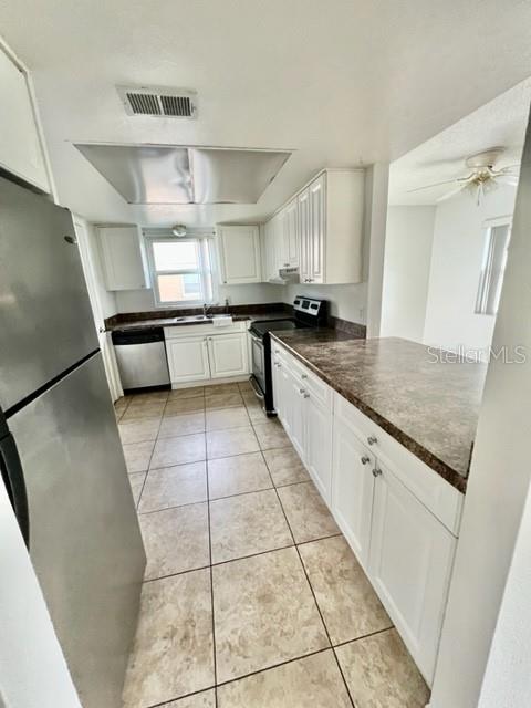 Image 5 of 16 For 2432 Swailes Drive 3