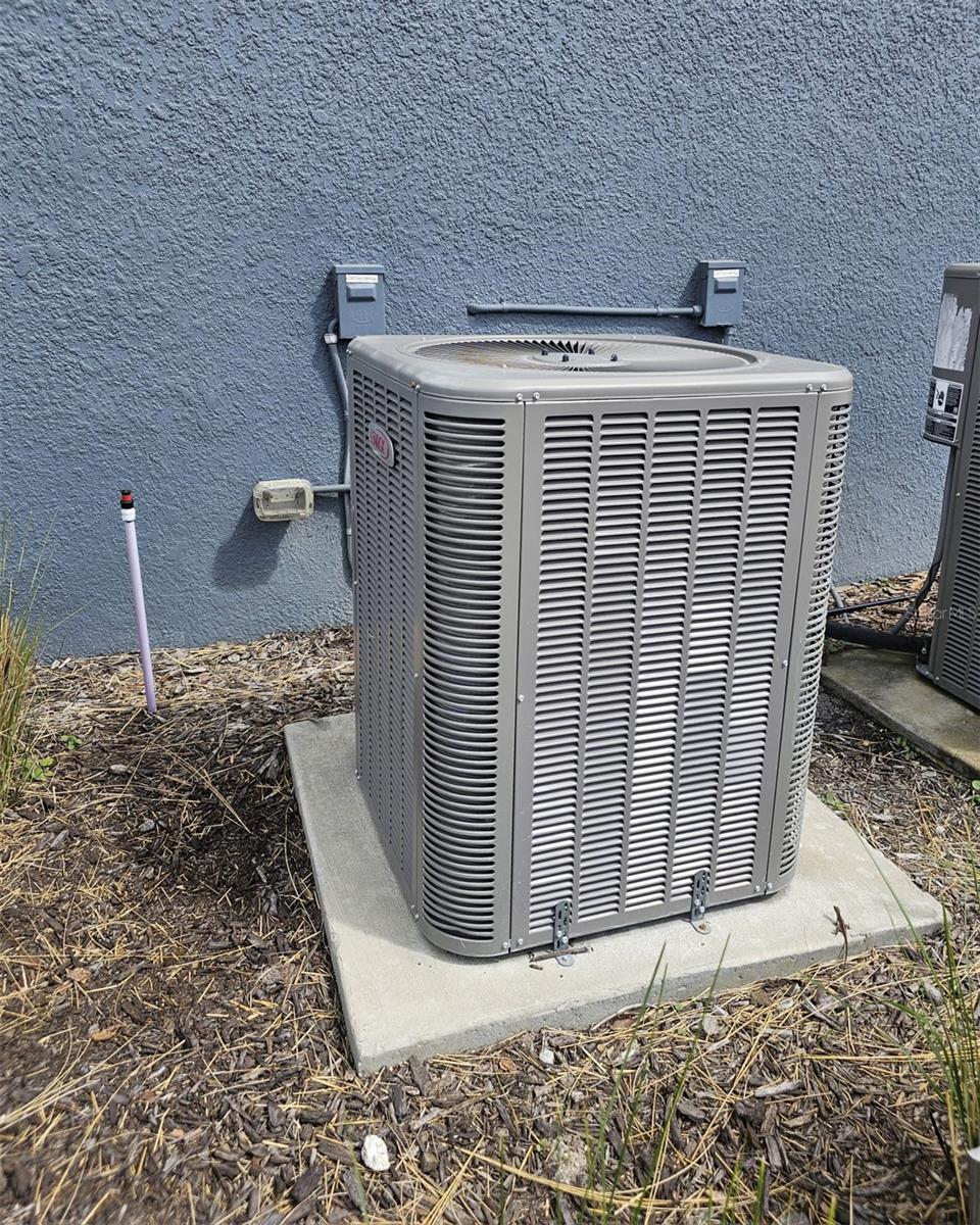 Image 12 of 56 For 3548 Tracy Vickers Alley