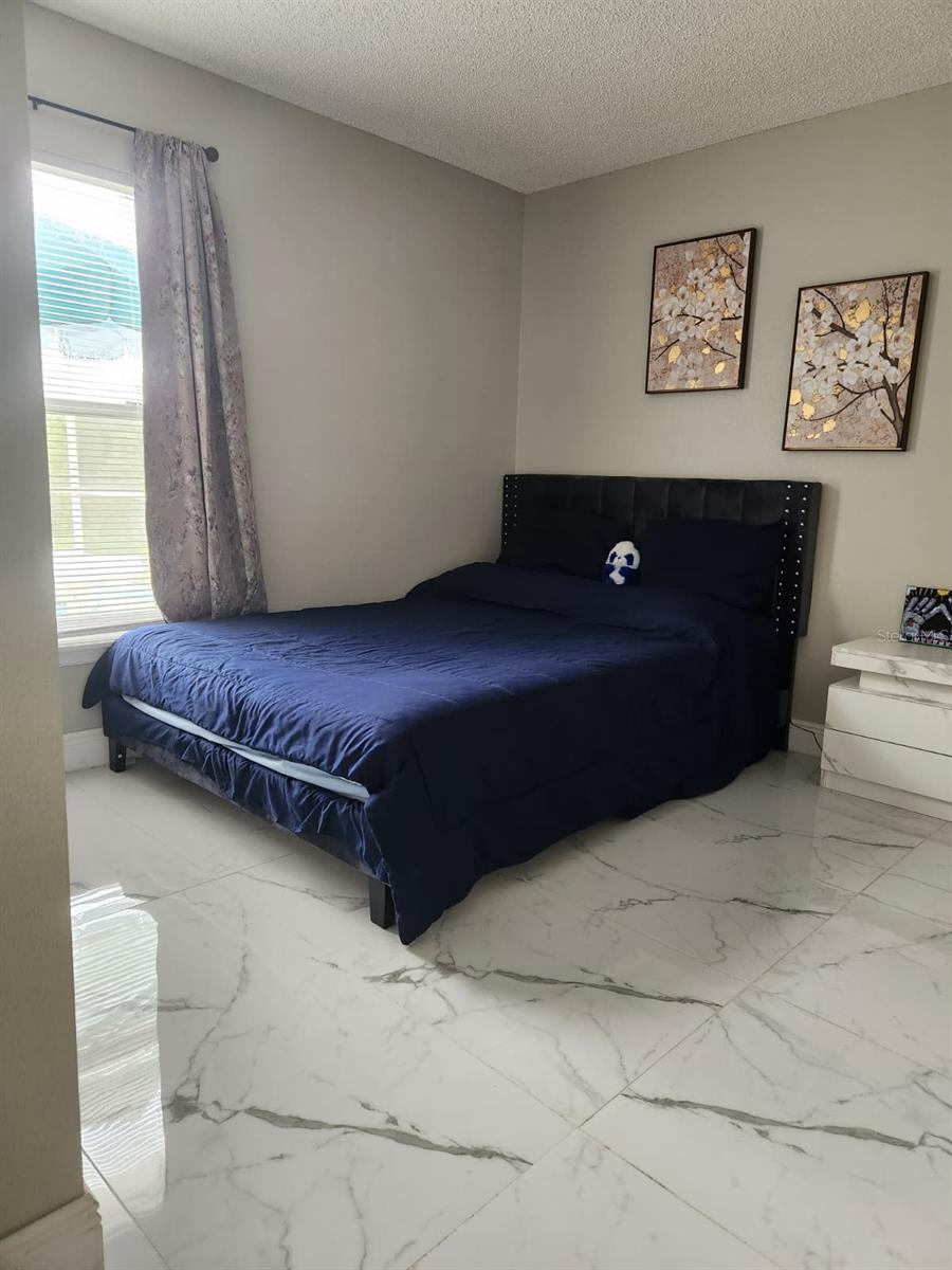 Image 5 of 11 For 17312 Silver Creek Court