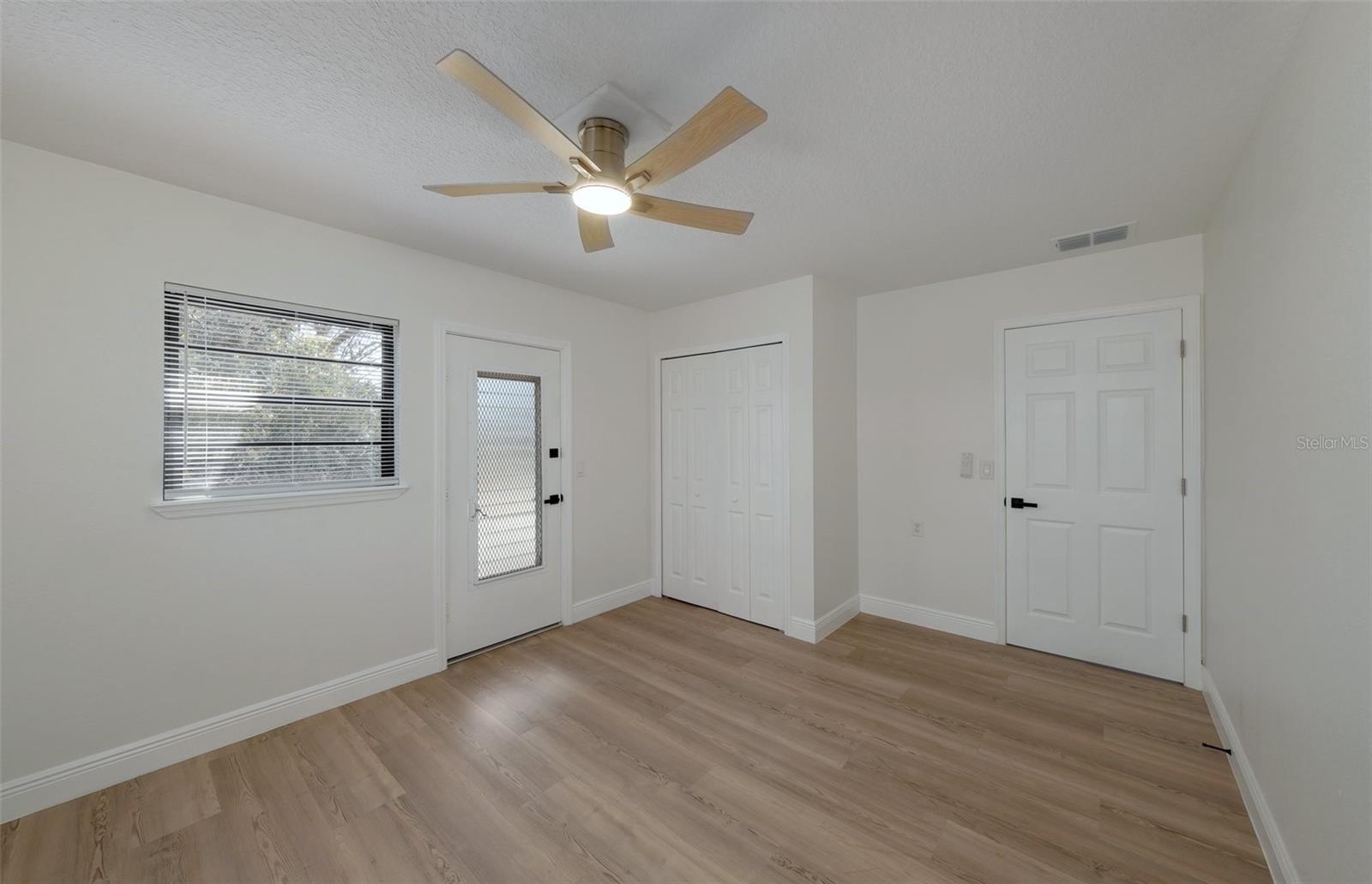 Image 12 of 47 For 2508 Oak Street