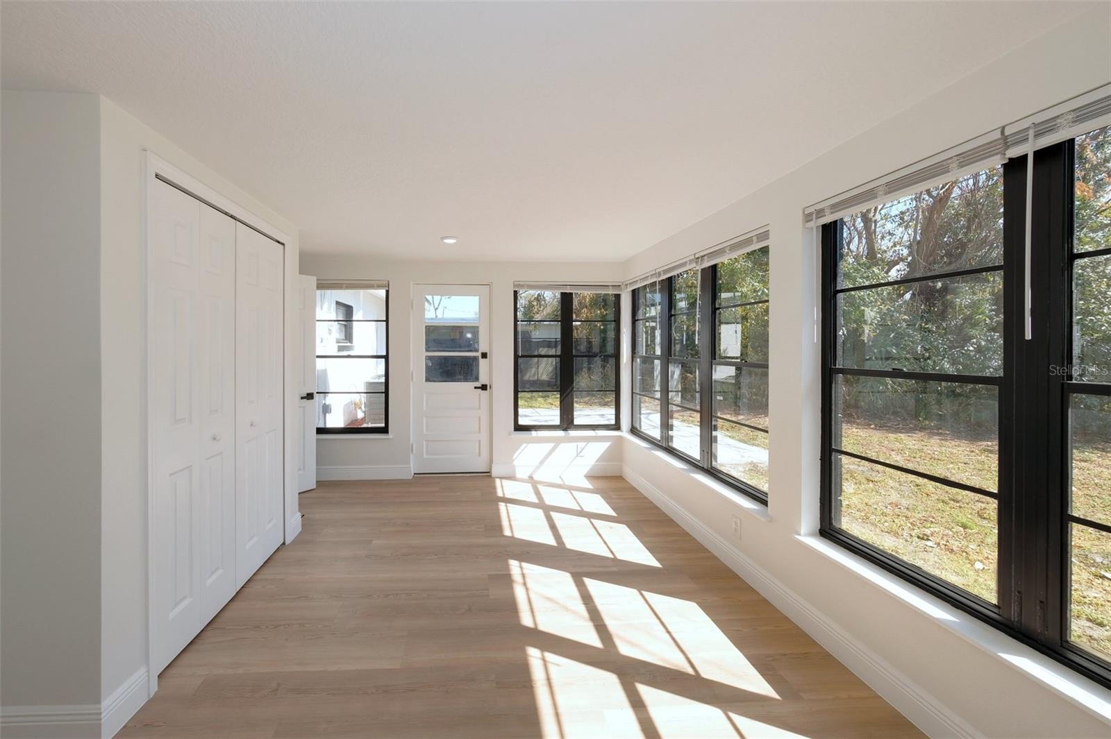 Image 16 of 47 For 2508 Oak Street