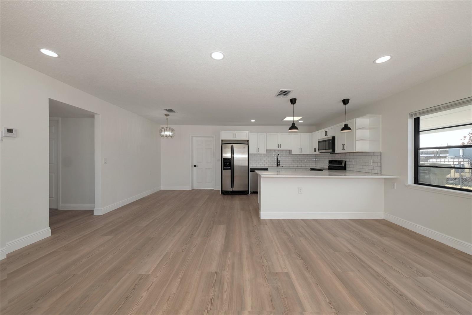 Image 4 of 47 For 2508 Oak Street