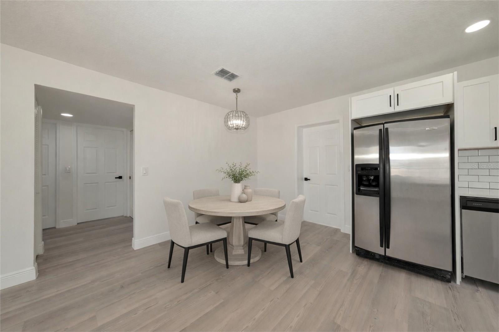 Image 6 of 47 For 2508 Oak Street