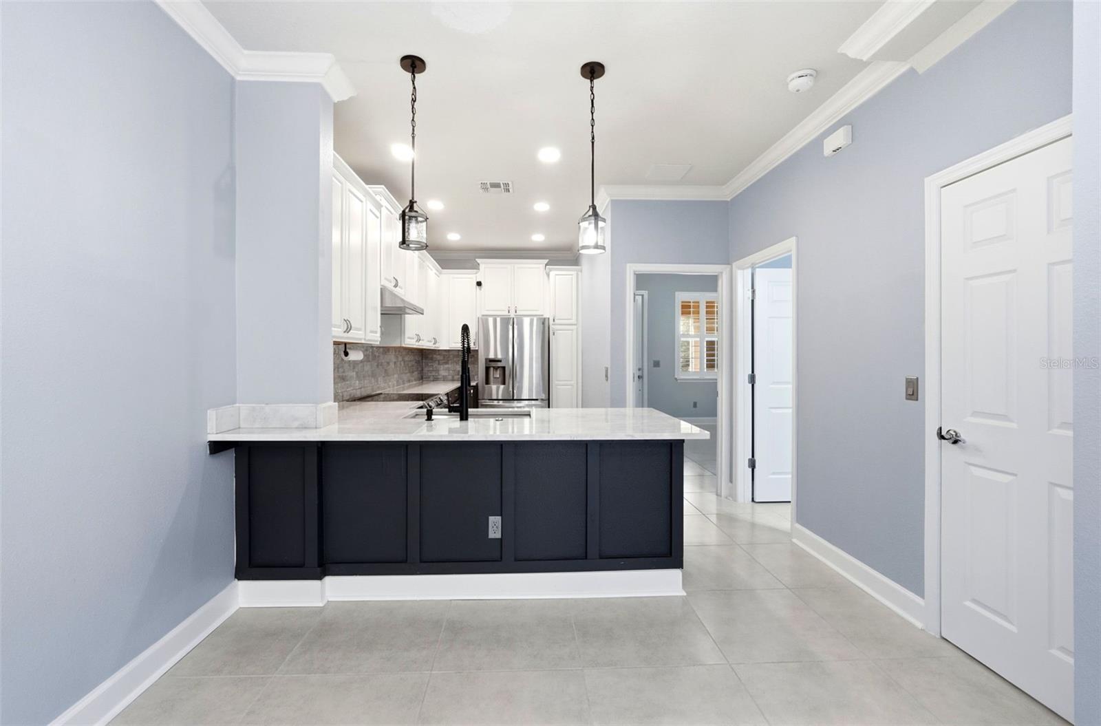 Image 16 of 37 For 12061 Breda Lane