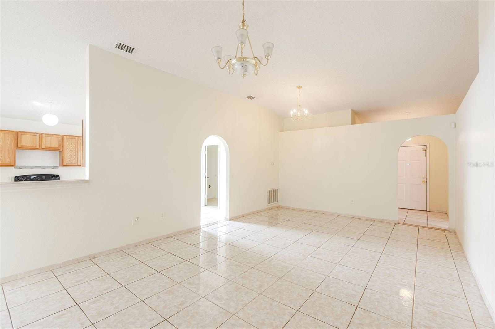 Image 5 of 35 For 5030 Silver Thistle Lane