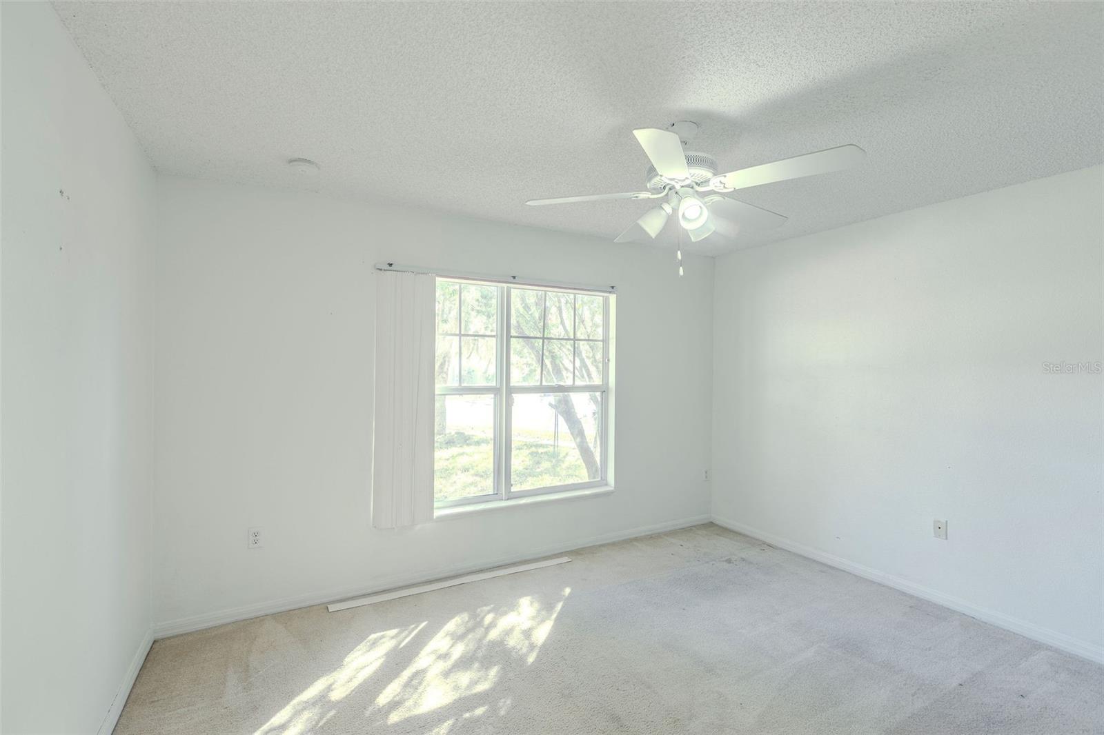 Image 9 of 35 For 5030 Silver Thistle Lane