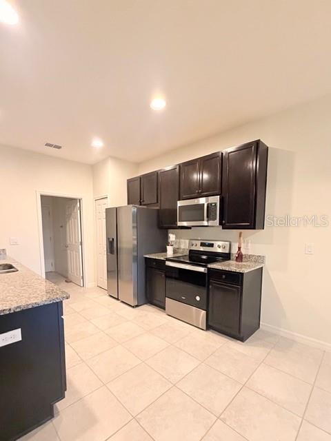 Image 9 of 21 For 1854 Overcup Ave.