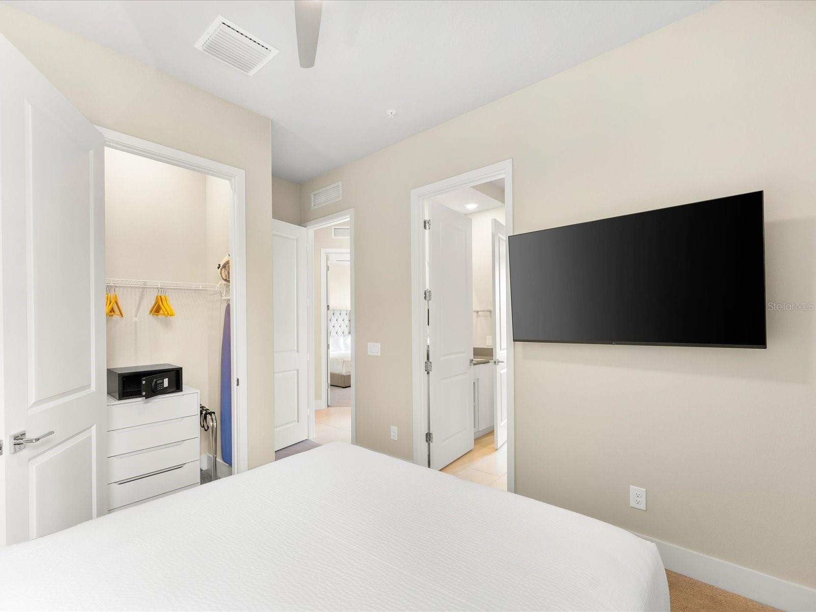 Image 34 of 63 For 7740 Sandy Ridge Drive 122