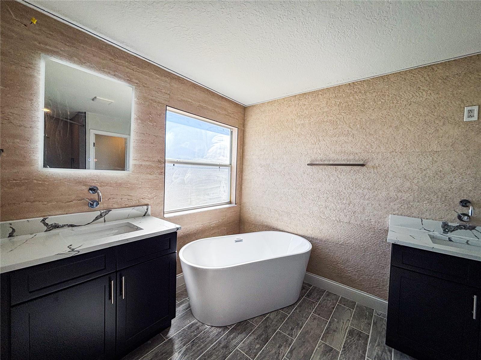 Image 10 of 41 For 13546 Tetherline Trail