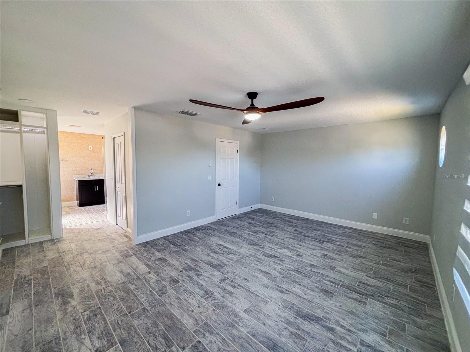 Image 15 of 41 For 13546 Tetherline Trail