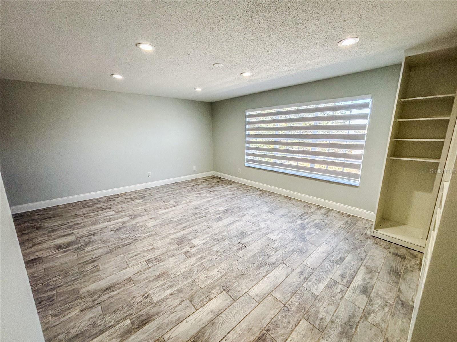 Image 23 of 41 For 13546 Tetherline Trail